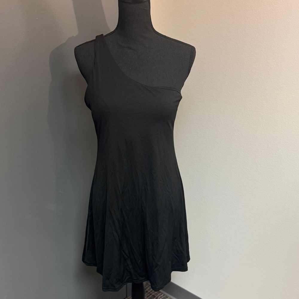 Sophisticated One-Shoulder Black Dress